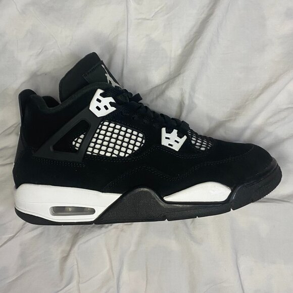 Jordan 4\'s White Thunder 2024 Release Size 7Y main image 6